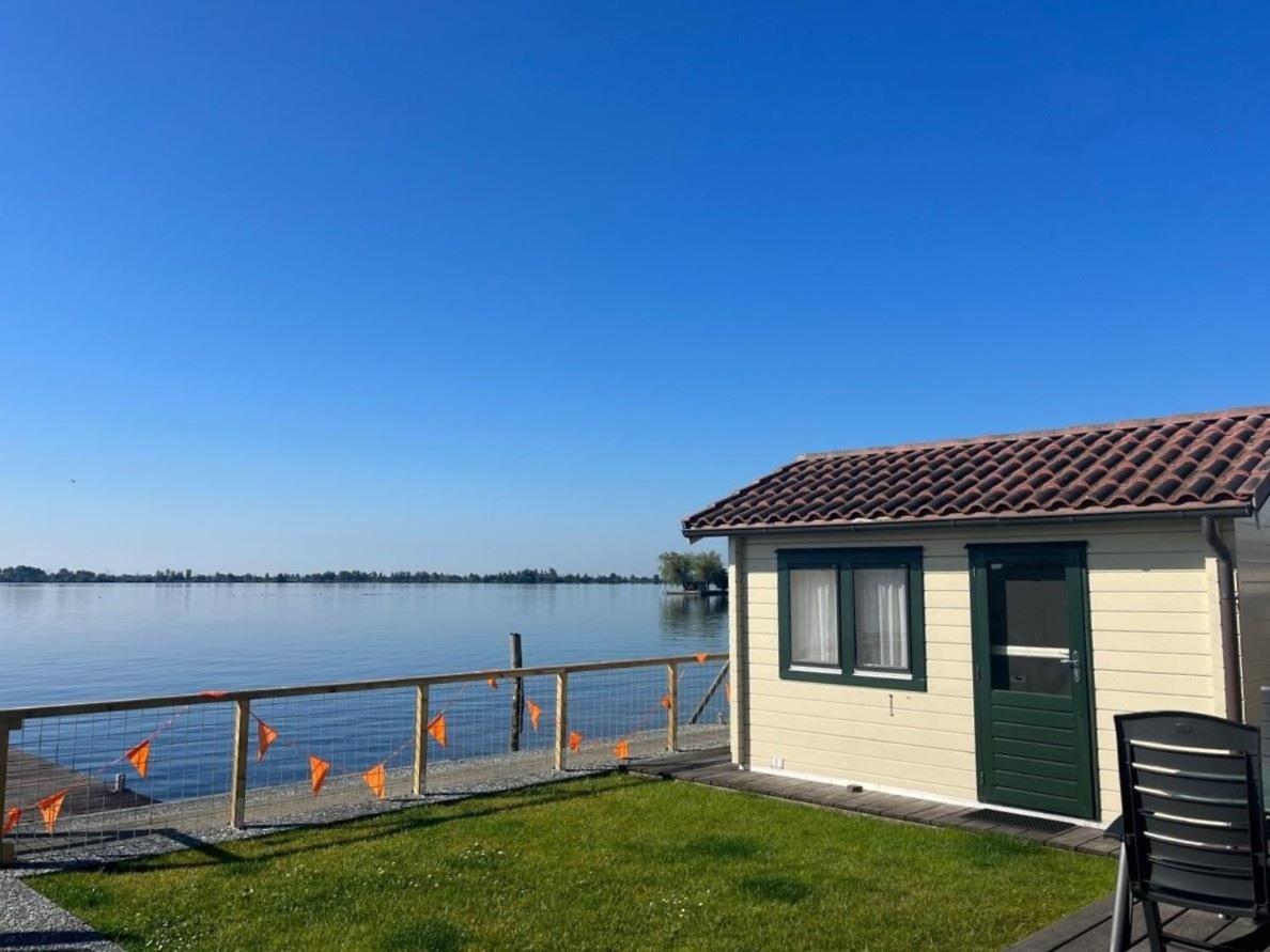 Visserslust - Woonboten & Appartementen Vinkeveen Kültér fotó