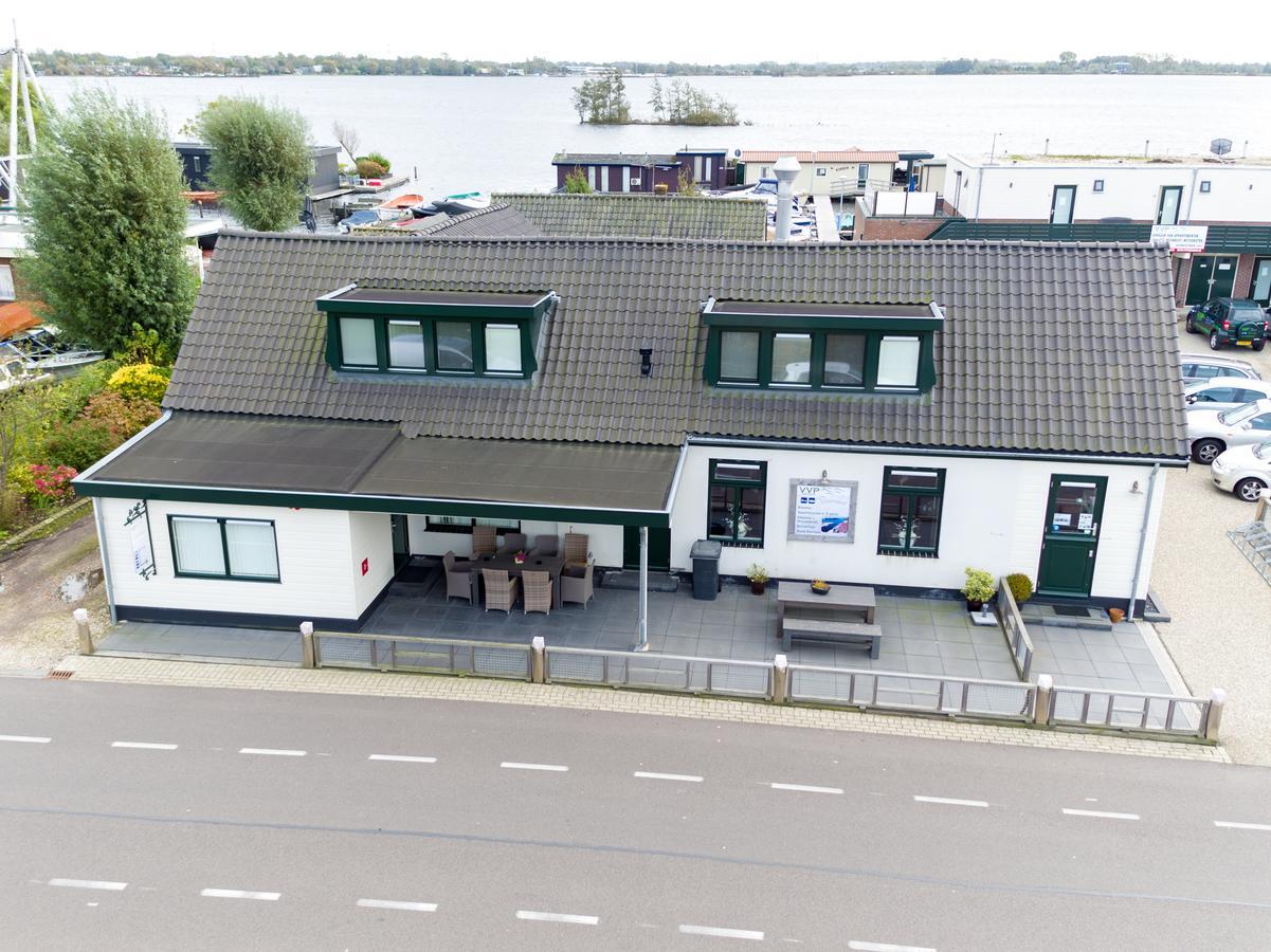 Visserslust - Woonboten & Appartementen Vinkeveen Kültér fotó